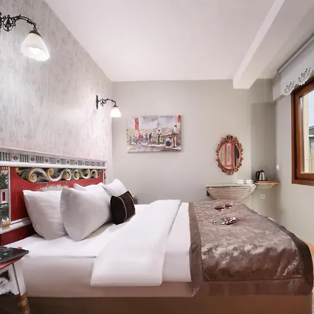 Oriella Otel 3*