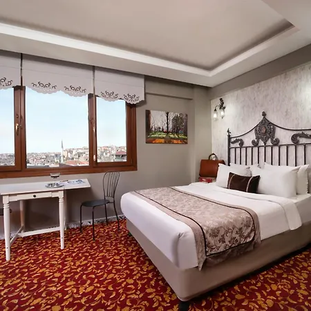 Oriella Hotel 3*