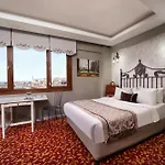 Oriella Hotel 3*