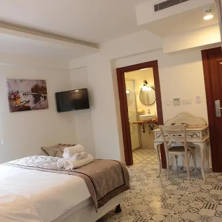 호텔 Oriella 3*
